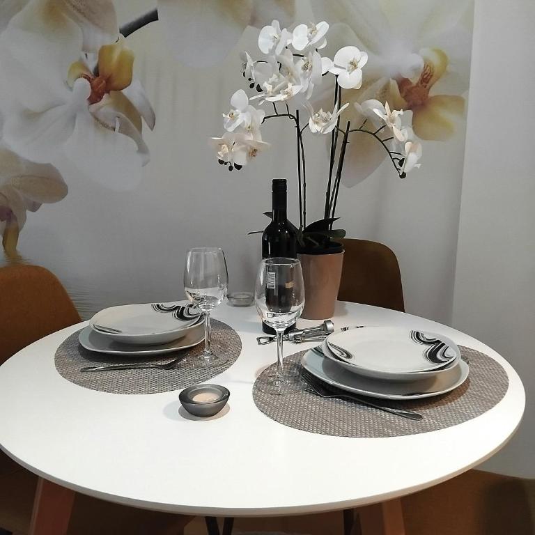 Orchis - One-Bedroom Apartment - 14