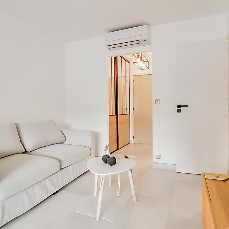 "Le Méditerranée" Plein centre, Terrasse, Rénové - Appartement 1 Chambre - 3