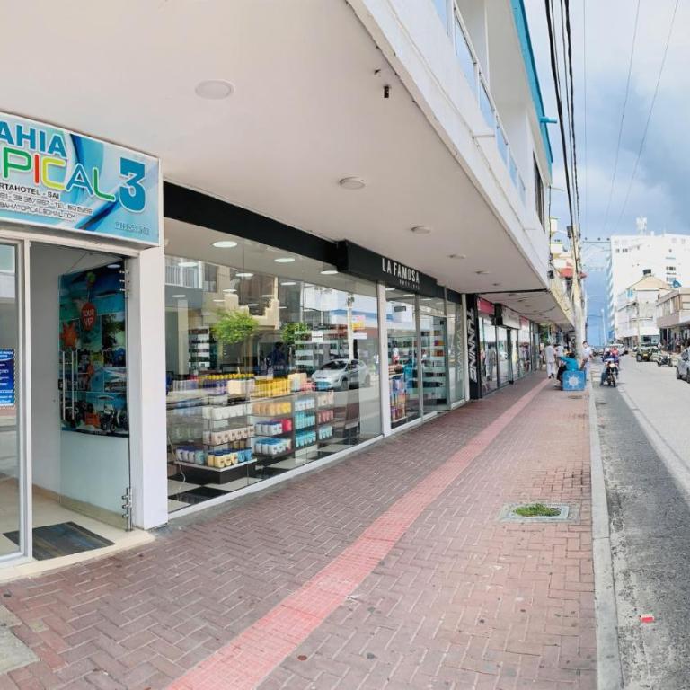 Apartahotel Bahia Tropical III - Habitación Cuádruple con balcón - 5