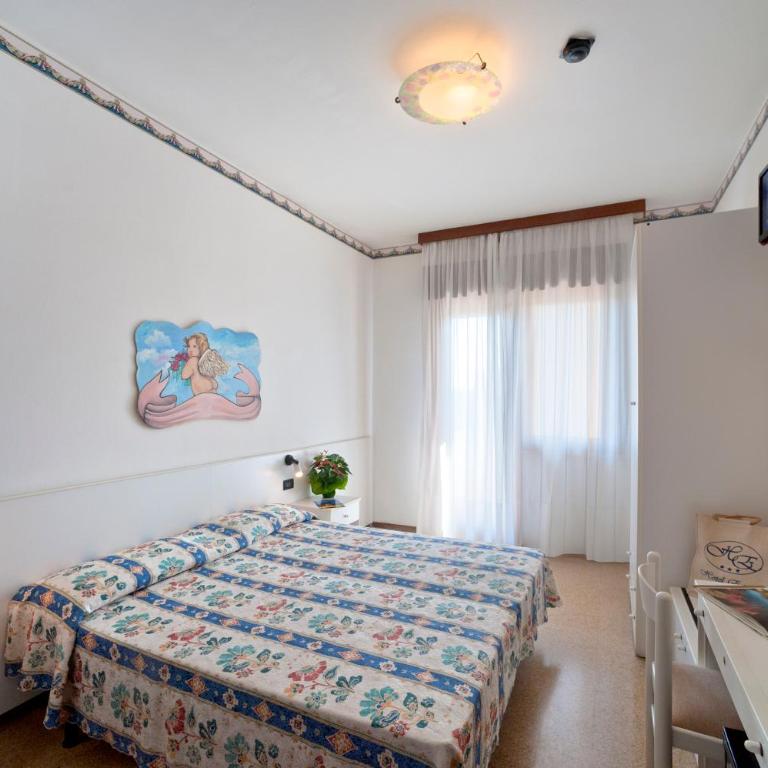 Hotel Europa - Double or Twin Room with Balcony - 3