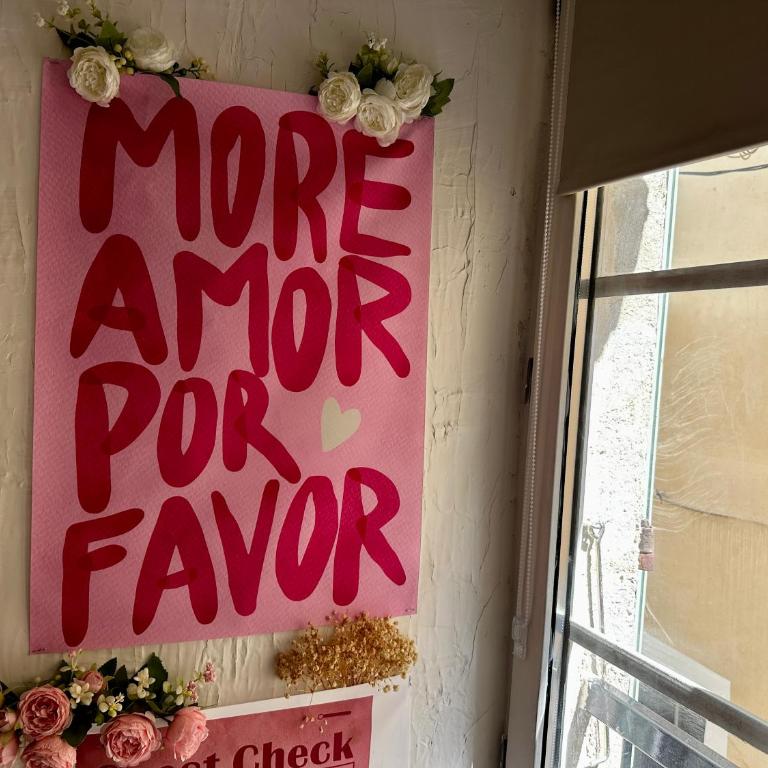 LOVE Room - Balnéo - Ciel Etoilé - Free Wifi - Netflix - Hyper Centre - Appartement 1 Chambre - 19