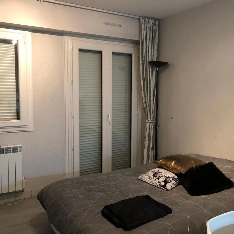 LE CLOS du LAC STUDIO TERRASSE JARDIN et cave Vélos fermée RDC - Appartement 1 Chambre - 11
