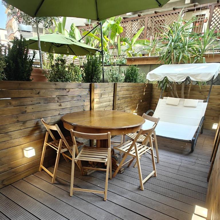 Olive Whisper Rome Garden and Sauna - One-Bedroom Apartment - 1