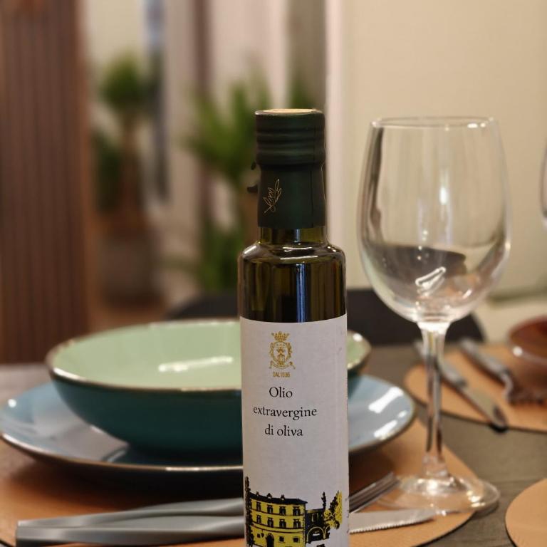 Olive Whisper Rome Garden and Sauna - One-Bedroom Apartment - 13