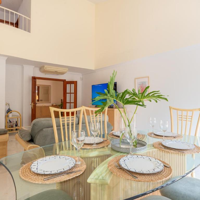 13 Guest Villa 3 min Walk to Beach BBQ Cinema Perfect for Groups - Villa - 63