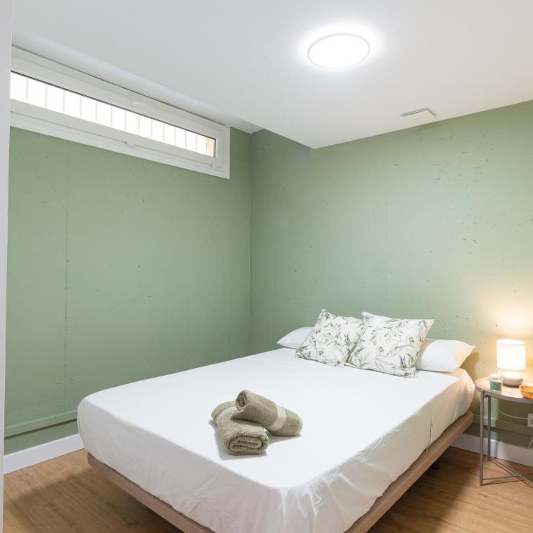 13 Guest Villa 3 min Walk to Beach BBQ Cinema Perfect for Groups - Villa - 36