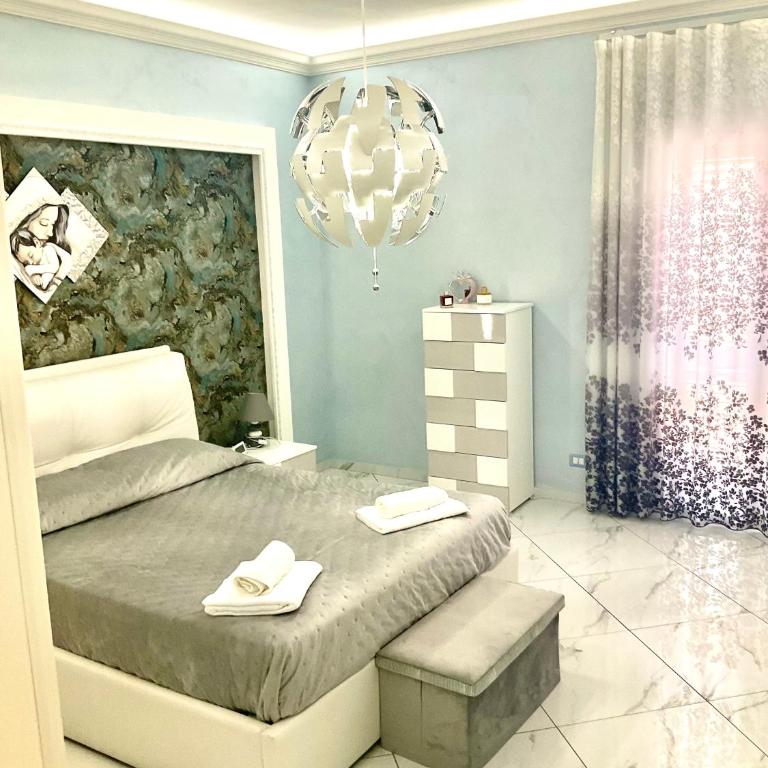 Al chiaro di luna - Two-Bedroom Apartment - 10