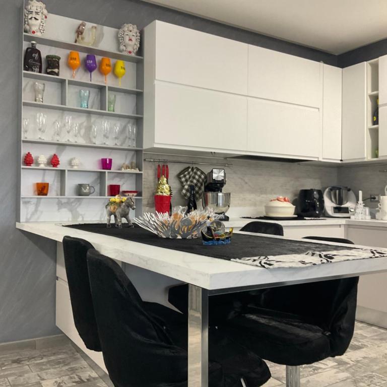 Al chiaro di luna - Two-Bedroom Apartment - 13