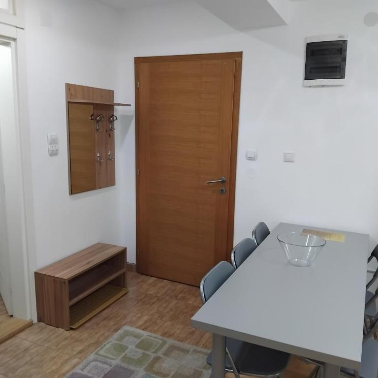 APARTMANSKI SMEŠTAJ SOLARIS kod Aqua Parka SUPERIOR & FAMILY Apartments - Apartman sa 2 Spavaće Sobe - 4