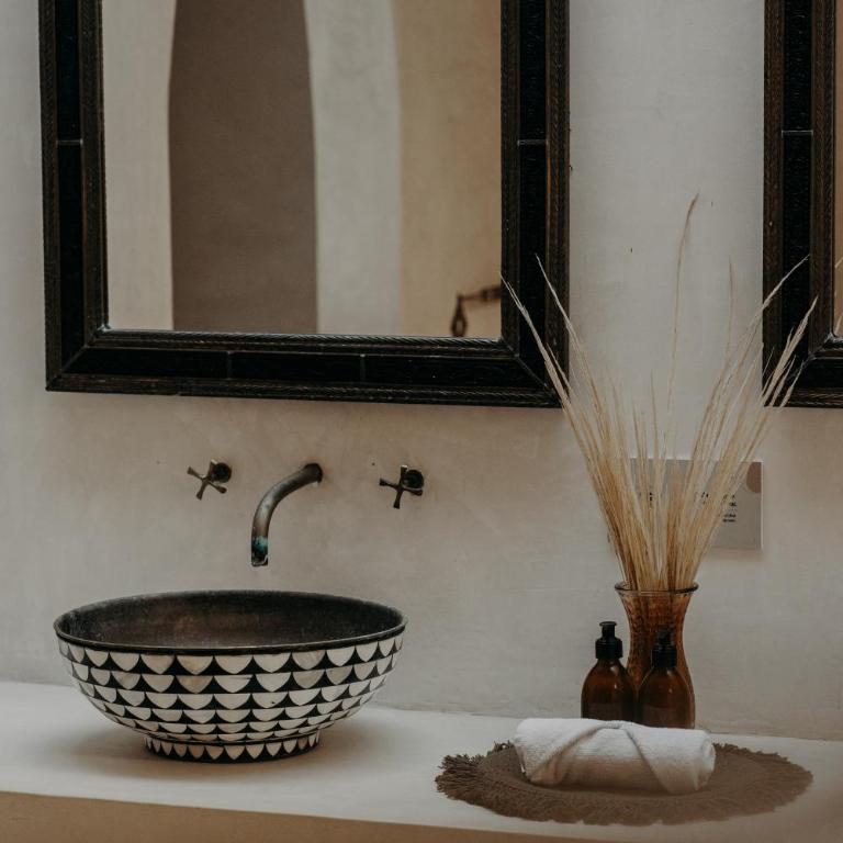 Sacred Hideaways - Habitación Doble Deluxe con bañera - 11