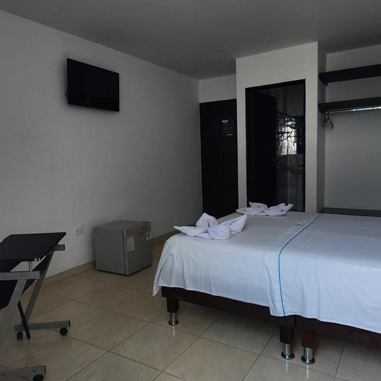 Hotel Torres del Llano - Habitación Doble - 10