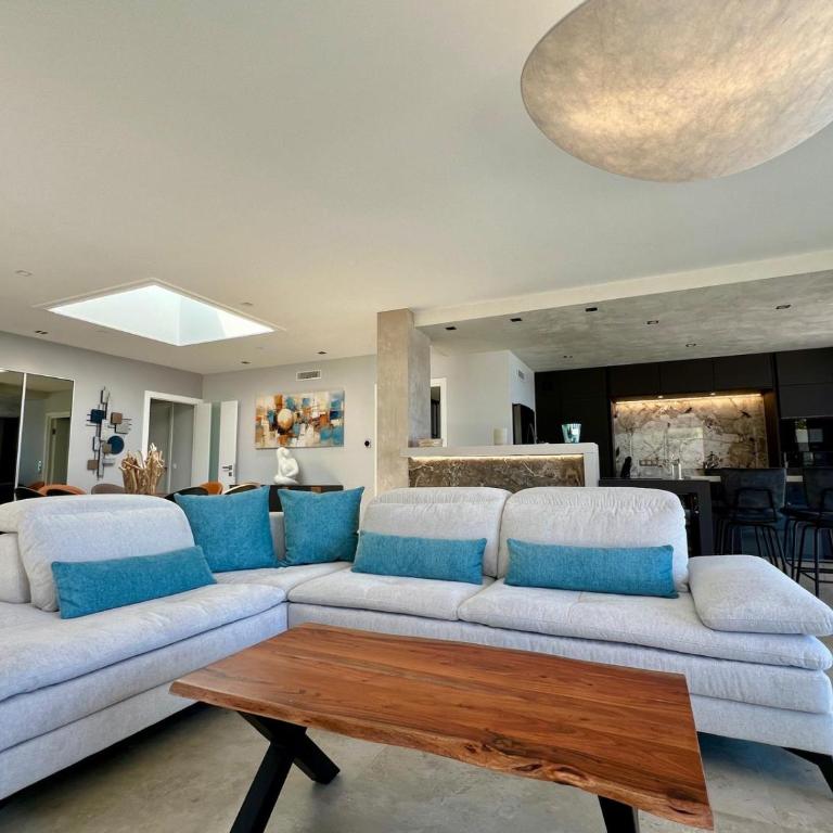 Villa Onlysea - Villa avec Piscine Privée - 11