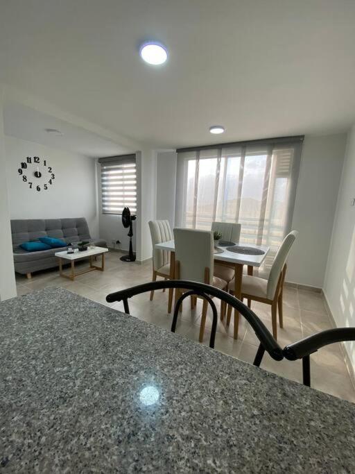 Apartamento en Barranquilla muy bien ubicado - Apartamento de 2 dormitorios - 33