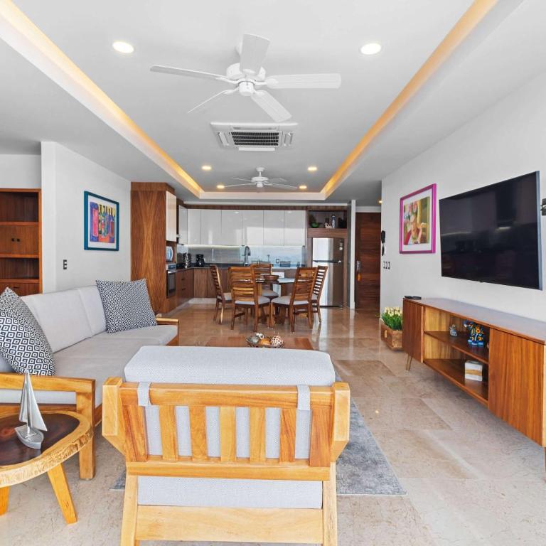 Blue Horizon Luxury Condo - Apartment - 13