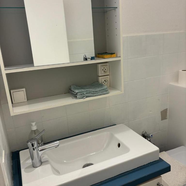 Petit Studio hyper centre vue lac thonon-o-phil-de-l-eau - Appartement 1 Chambre - 5