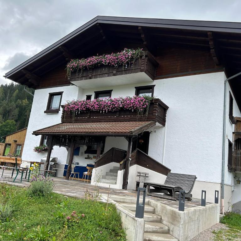 Haus Obertiefenbach - Apartment with Mountain View - 1