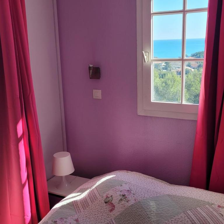 AGAY, Cap Esterel, magnifique vue mer panoramique et Esterel, terrasse, piscines, parking, dernier étage, 3 étoiles - Appartamento con 1 Camera da Letto - 6