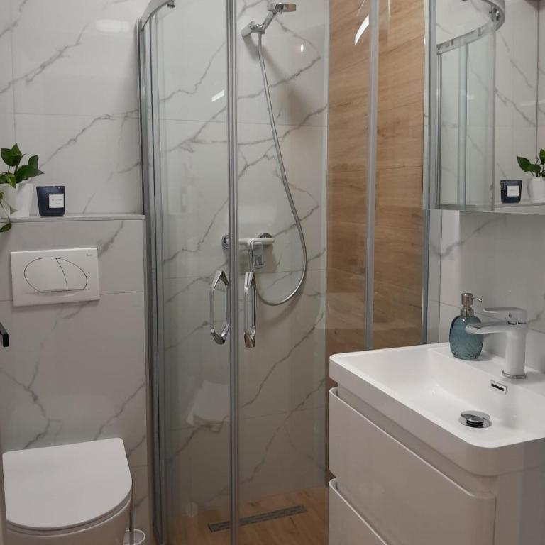 CasaBlanca Apartman - One-Bedroom Apartment - 10