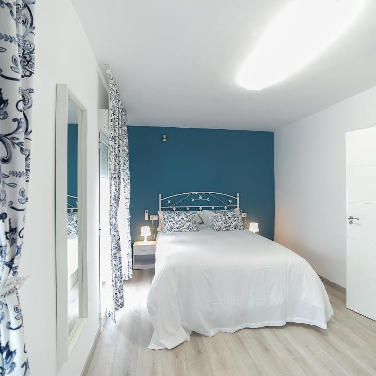 Apartamento LEVI Centro Córdoba - Two-Bedroom Apartment with Balcony - 1