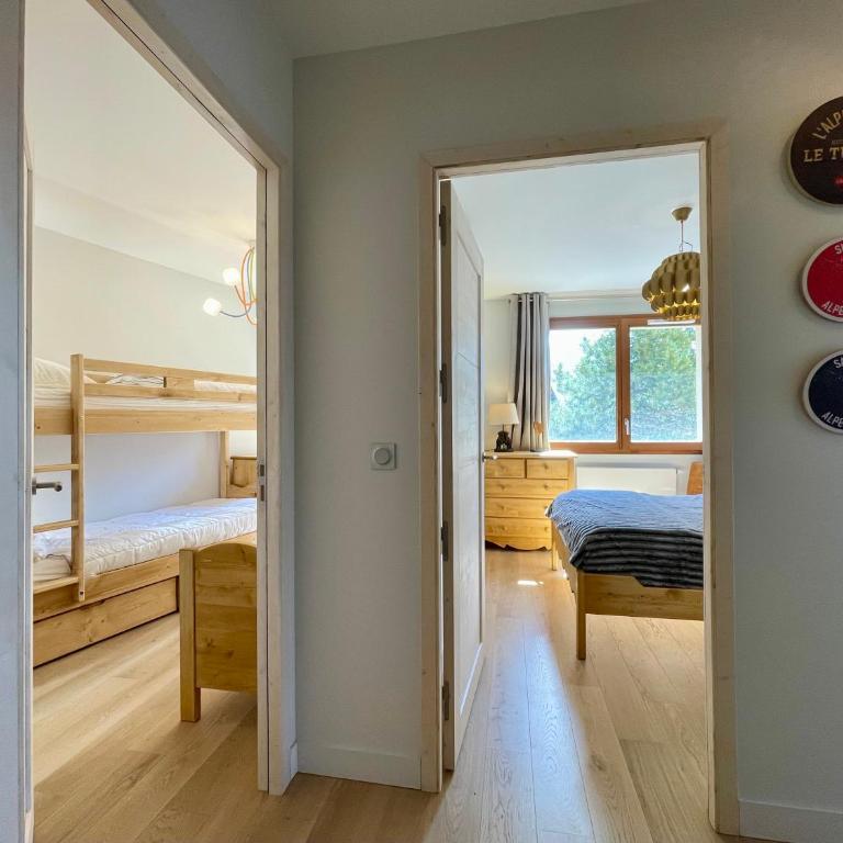 Homency - Résidence Fermes de l'Alpe A102 - Superior Apartment mit Balkon - 9