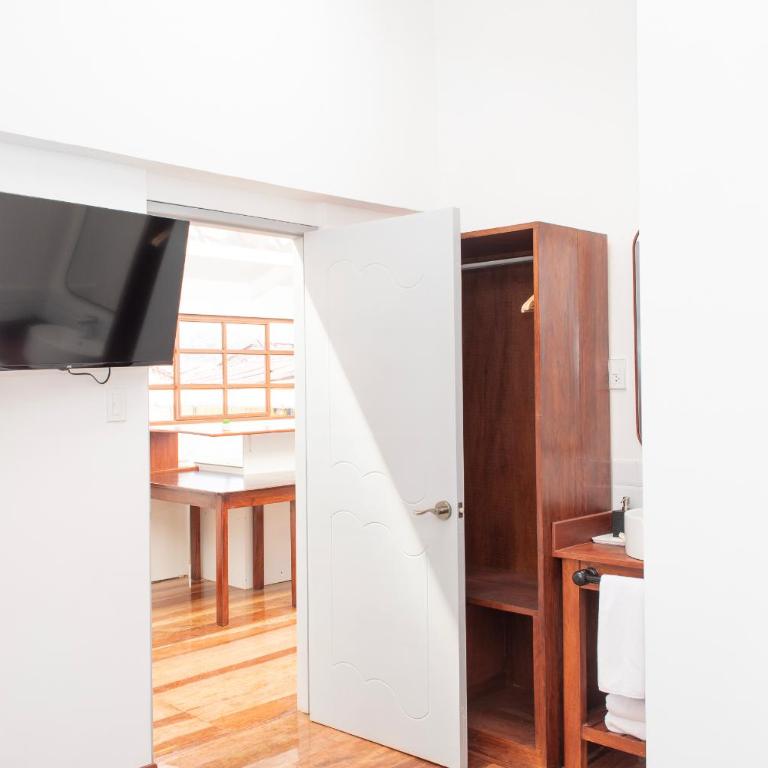 Solara Art House Hotel - Double Room - 44