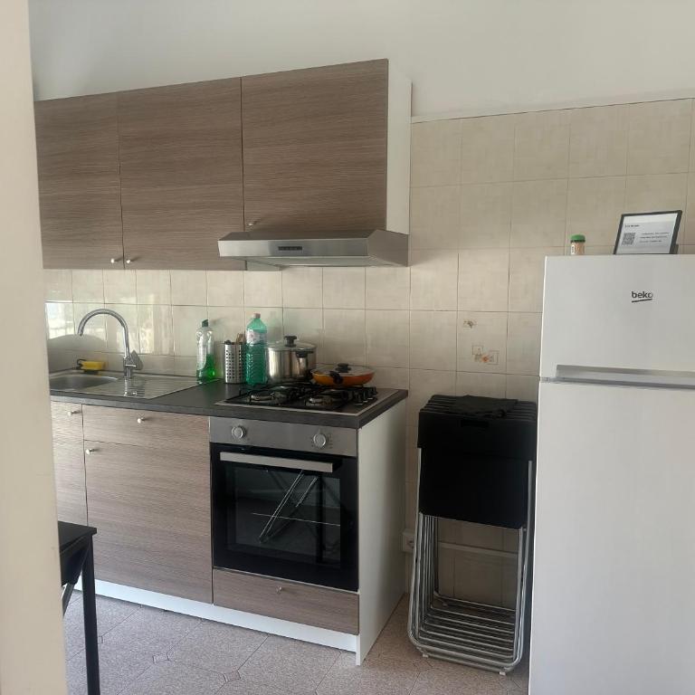 Lisa HOUSE - Posto Letto in Dormitorio Femminile per 4 Persone - 7