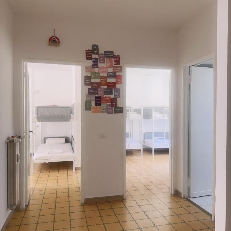 Lisa HOUSE - Posto Letto in Dormitorio Femminile per 4 Persone - 4
