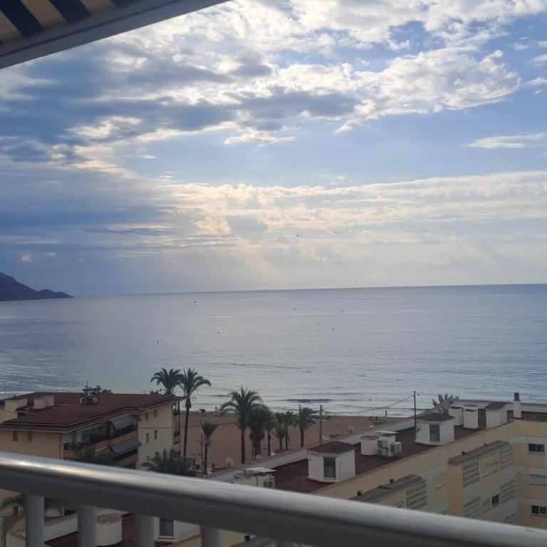 Benidorm vistas top a 50 m playa - Two-Bedroom Apartment with Terrace and Sea View - 23
