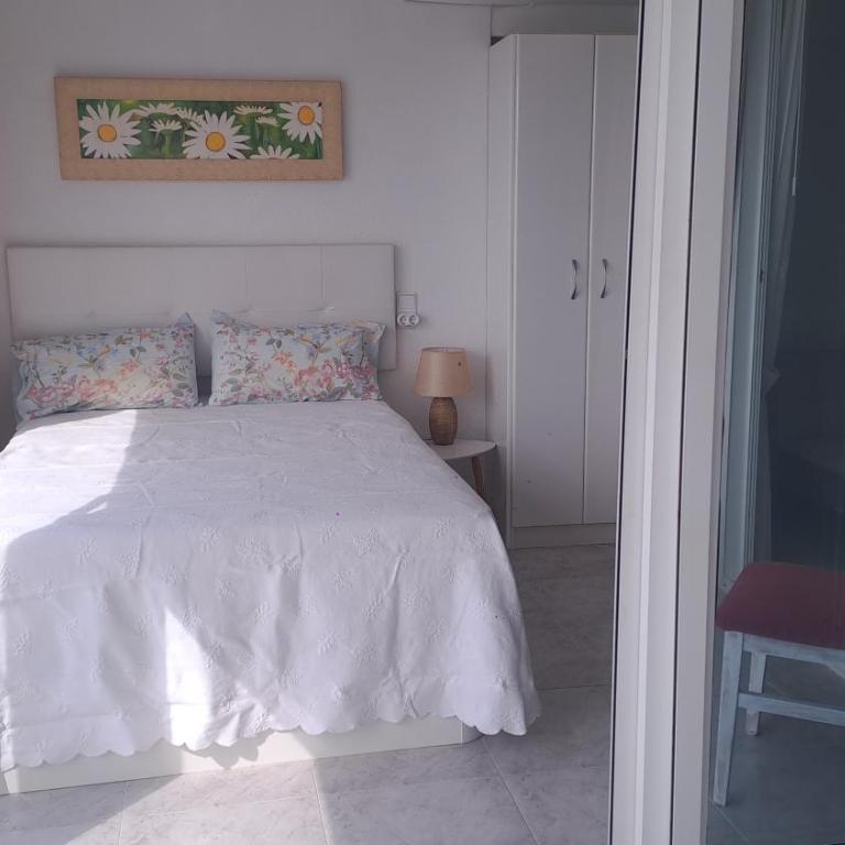 Benidorm vistas top a 50 m playa - Two-Bedroom Apartment with Terrace and Sea View - 17
