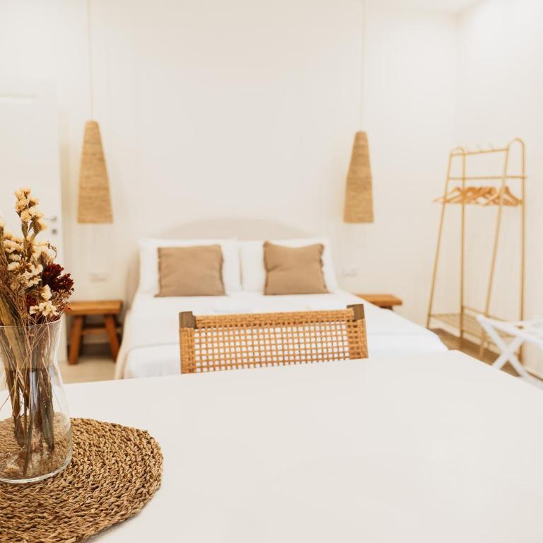 OAZA Design Apartments Jacuzzi Suite or Shower City Center Catania - Vacation Home - 2