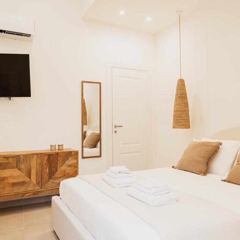OAZA Design Apartments Jacuzzi Suite or Shower City Center Catania - Vacation Home - 5