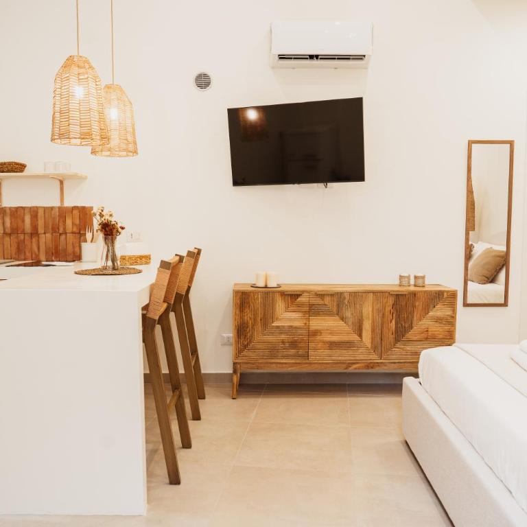 OAZA Design Apartments Jacuzzi Suite or Shower City Center Catania - Vacation Home - 17