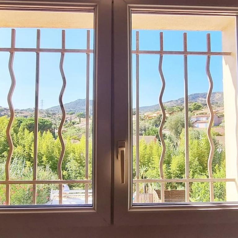 Villa Familiale Surequipée 16p Piscine Babyfoot Billard Boulodrome - Six-Bedroom House - 17