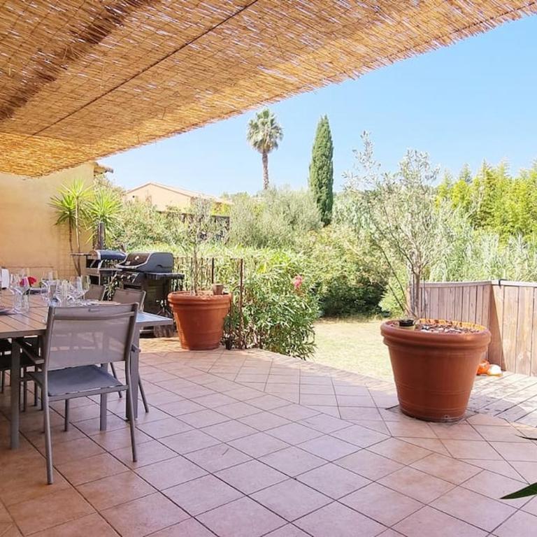 Villa Familiale Surequipée 16p Piscine Babyfoot Billard Boulodrome - Six-Bedroom House - 13