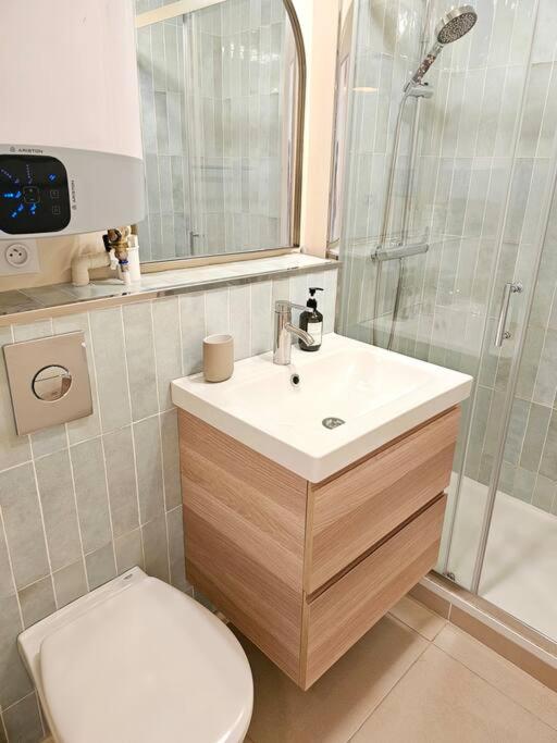 Cocon au cœur de Notre Dame - One-Bedroom Apartment - 22