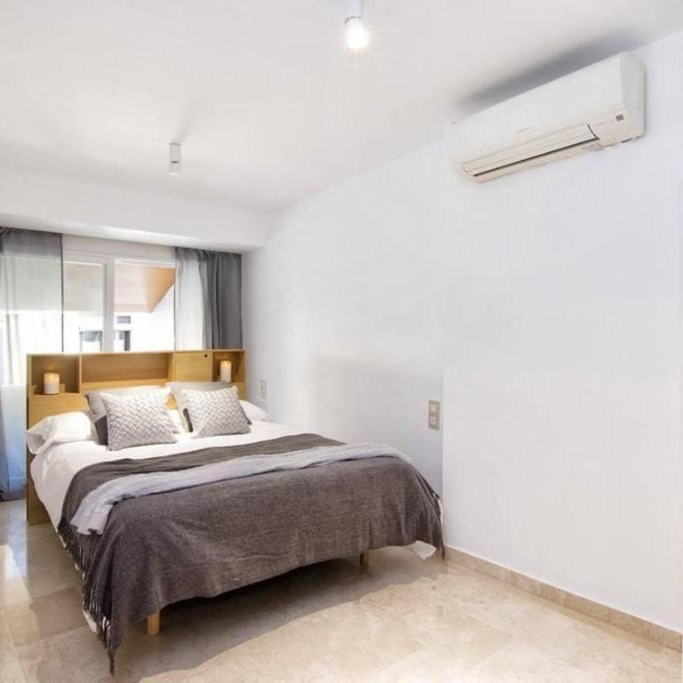 Mywhitewall Bib-Rambla - Three-Bedroom Apartment - 26