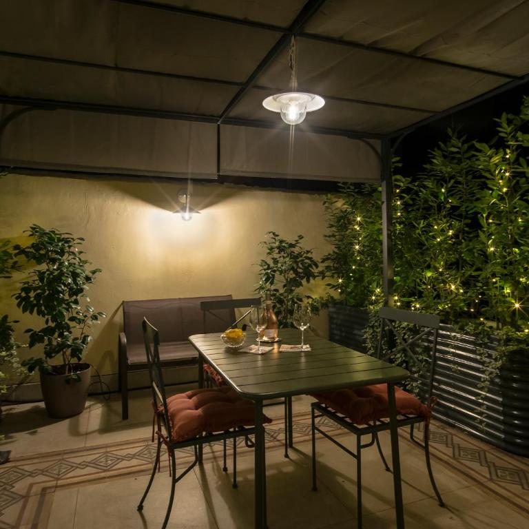 15 minutes to Colosseum - Loft with terrace - Appartamento con 1 Camera da Letto - 2