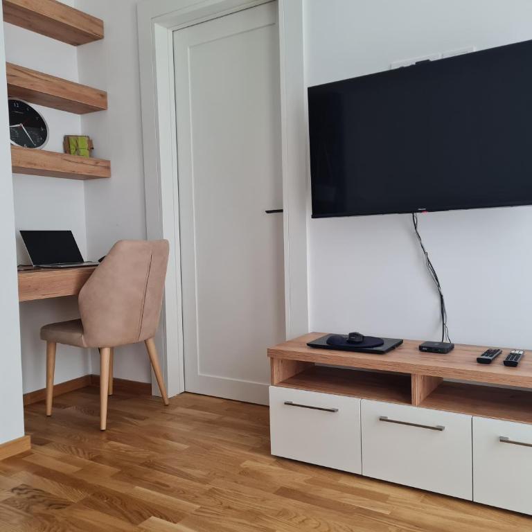 Alpino - Apartman sa 1 Spavaćom Sobom - 12
