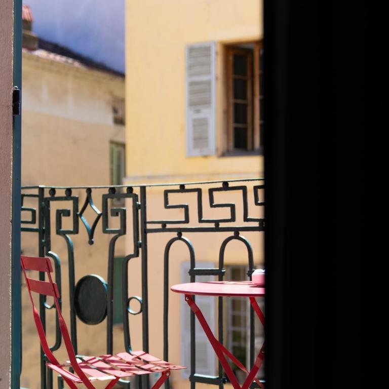 Hotel POZZO DI BORGO - Chambre Double avec Balcon - 4