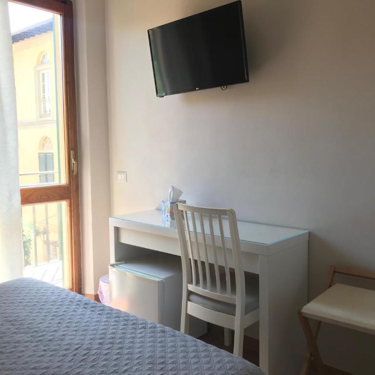 Gialel Pisa Guest House - Single Room with Private External Bathroom - 3