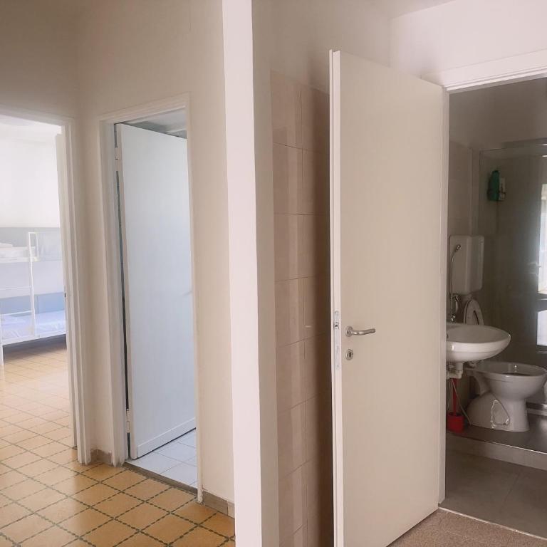 Lisa HOUSE - Posto Letto a Castello in Dormitorio Maschile - 1