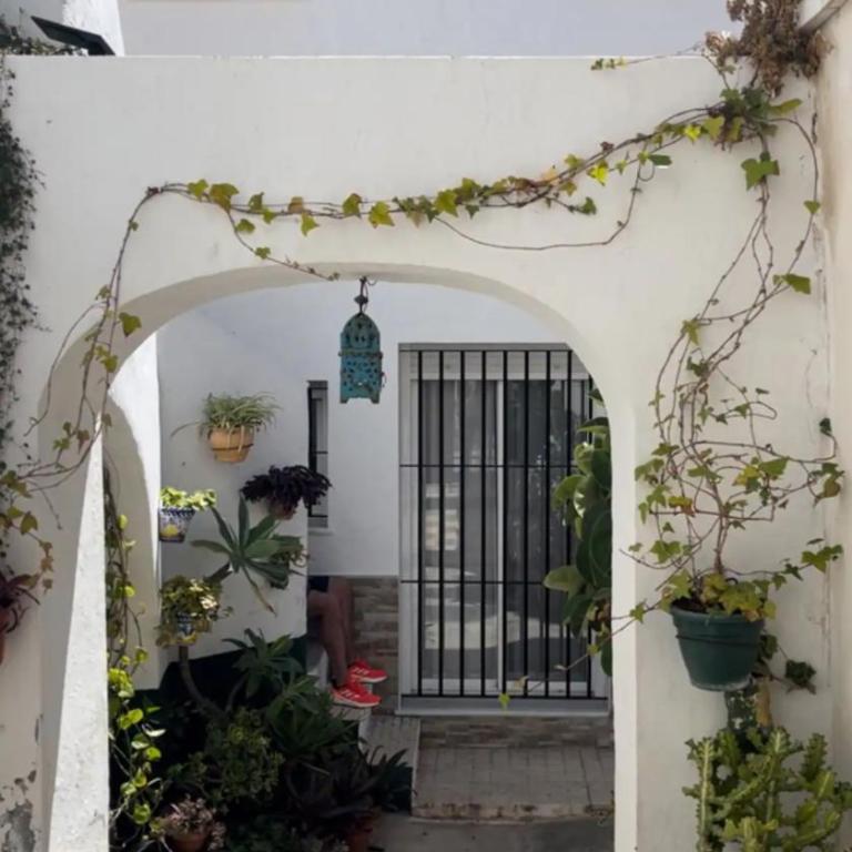 Casa Independiente Dos Plantas - Casa de 2 dormitorios - 1