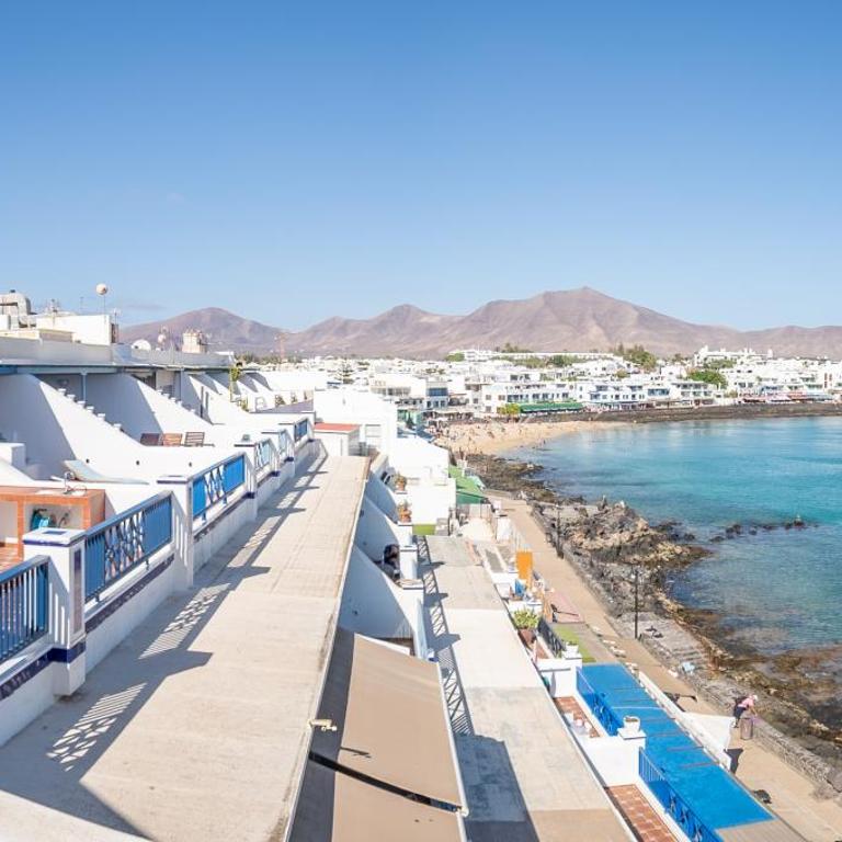 RYETE Playa Blanca - Three-Bedroom Apartment with Sea View - 4