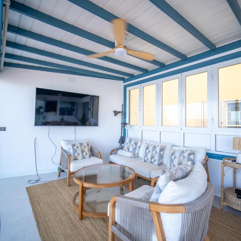 RYETE Playa Blanca - Three-Bedroom Apartment with Sea View - 8
