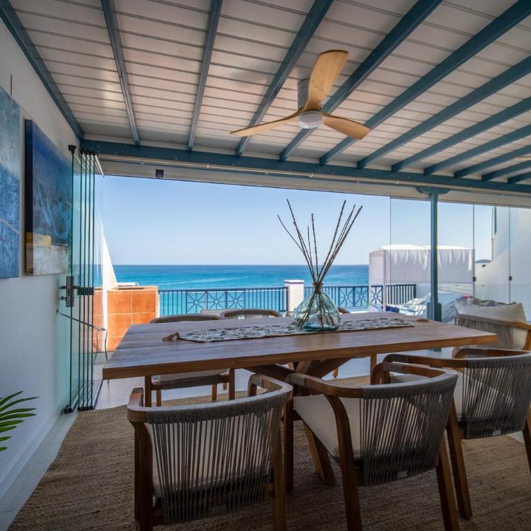 RYETE Playa Blanca - Three-Bedroom Apartment with Sea View - 11