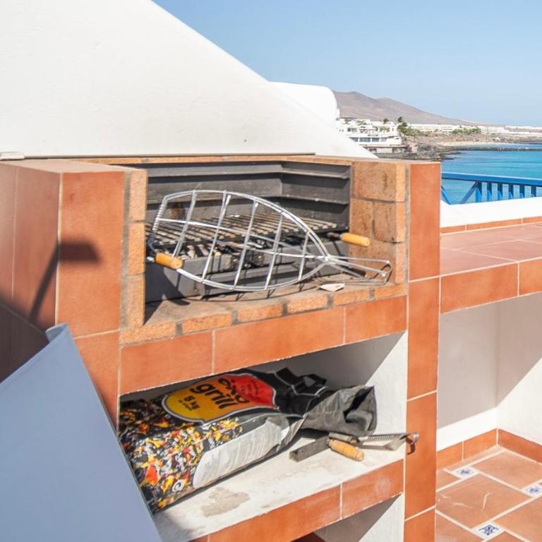 RYETE Playa Blanca - Three-Bedroom Apartment with Sea View - 17