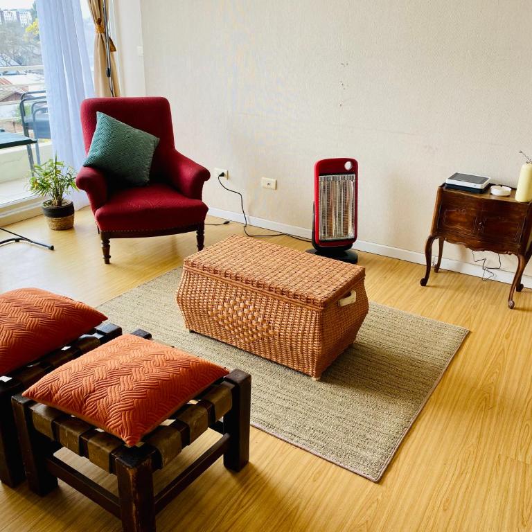 Departamento Central, con estacionamiento gratuito - Two-Bedroom Apartment - 1