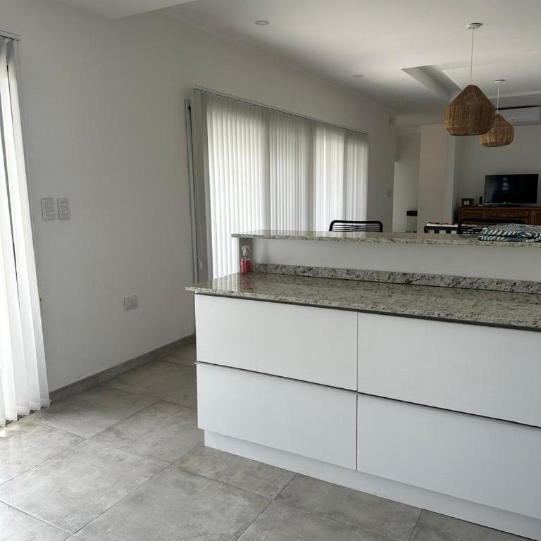 La Casa de White - One-Bedroom House - 24