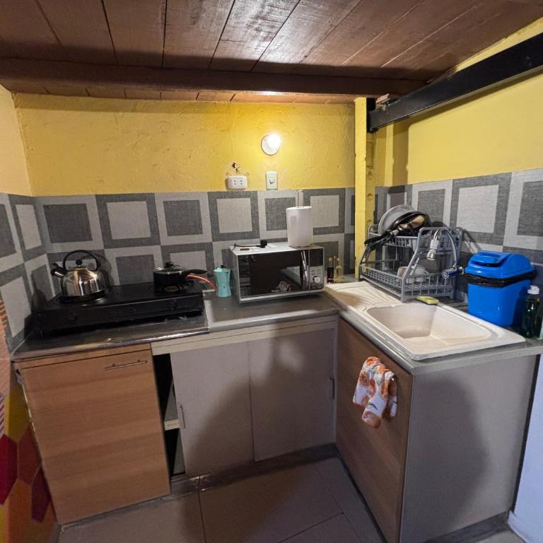 HERMOSO MINIDePTO CON ALTILLO - Apartamento de 1 dormitorio - 4