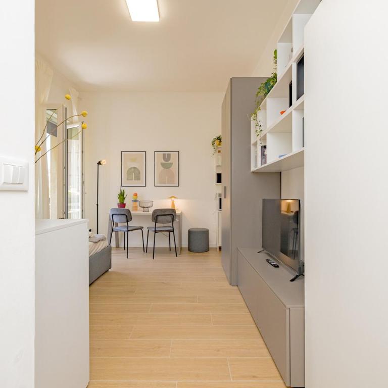 Comfy & Chic near Università IULM & Famagosta-Ideal for Work - Appartamento con Balcone - 16